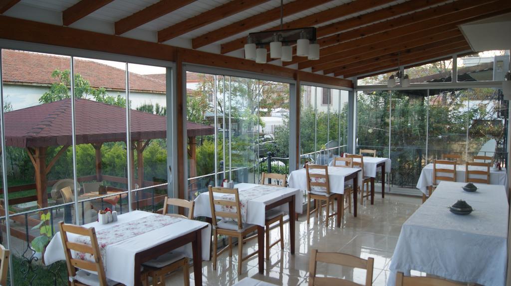 Ender Hotel (Adults Only) Айвалык Экстерьер фото