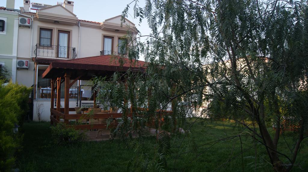 Ender Hotel (Adults Only) Айвалык Экстерьер фото